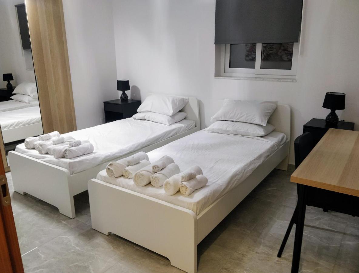 Deggies Apartments - Spacious, Modern Apartment! Naxxar Ngoại thất bức ảnh